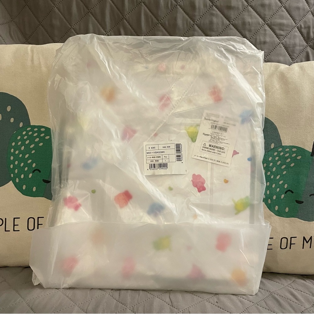 New hello kitty clear gummy candy tote - Picture 6 of 6